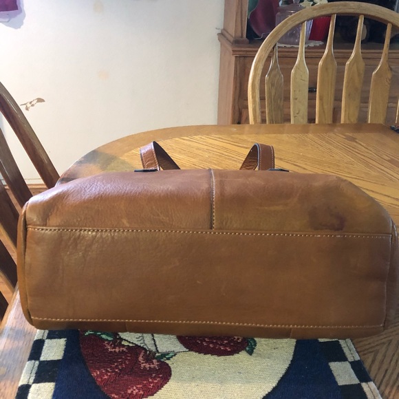 Margot New York Satchel With Wallet - Picture 3 of 10